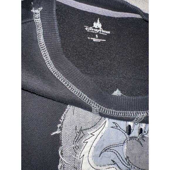 Disney Parks Grumpy Black Crewneck sweatshirt unisex size small seven dwarfs - Picture 3 of 8